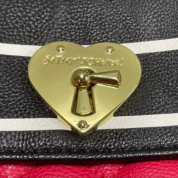 Betsey Johnson crossbody purse - Picture 5 of 8